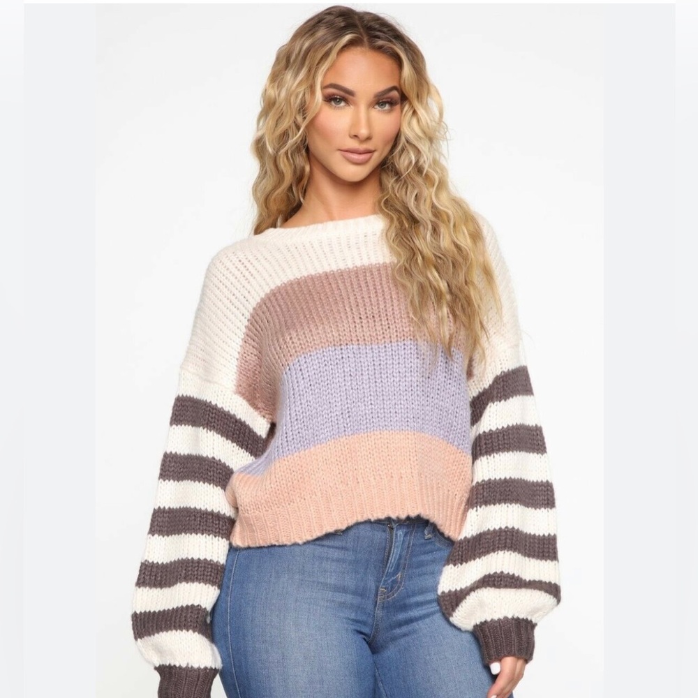 Puffy sleeve cropped sweater stripped